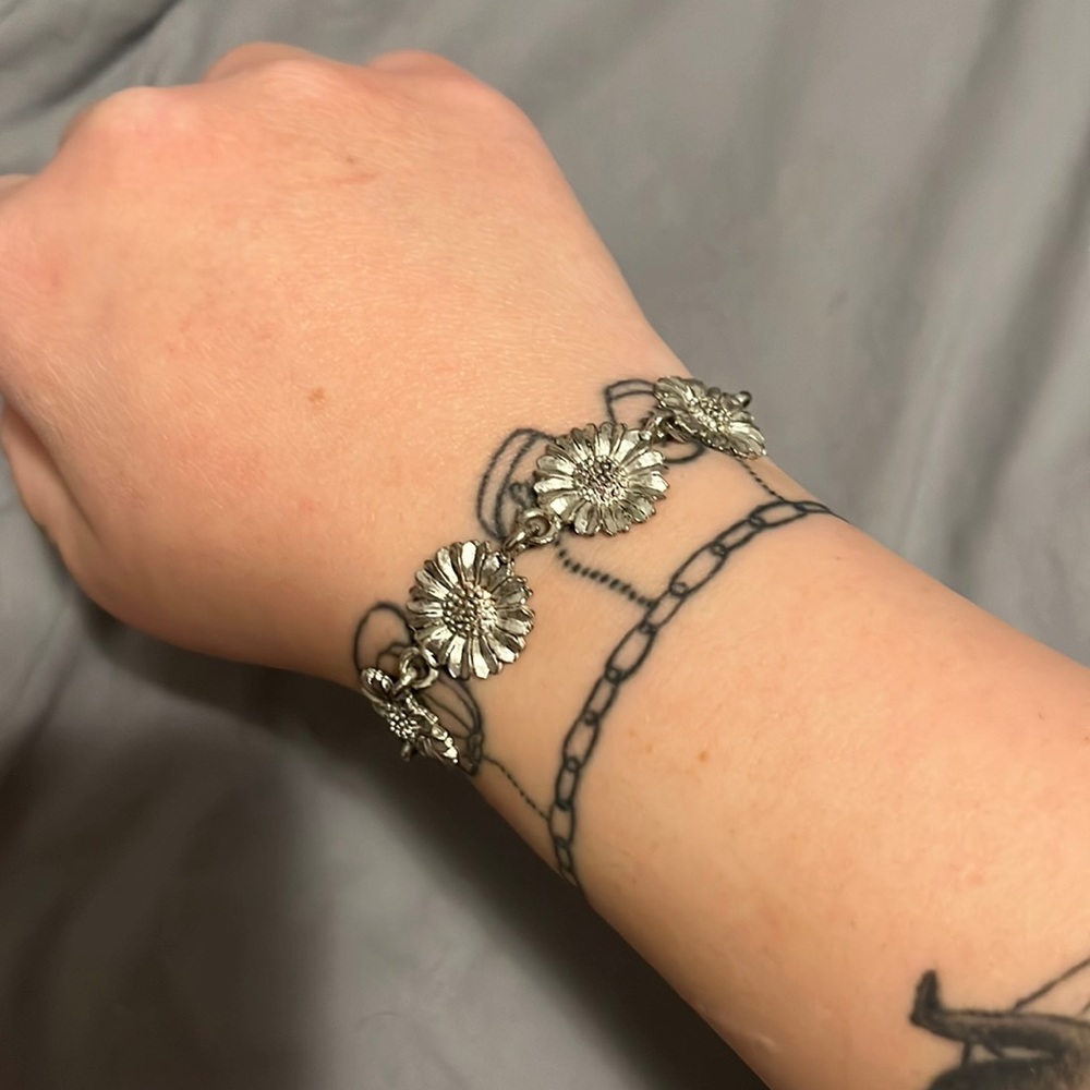 Silver Sunflower Bracelet
